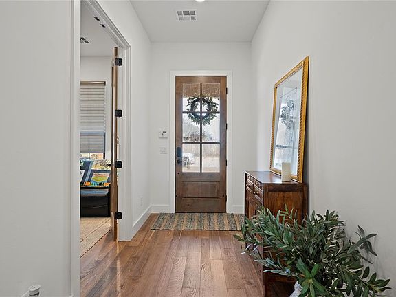 4th image of 16217 Blackberry Farm Rd