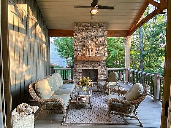 4th image of 4306 Folkstone Cir
