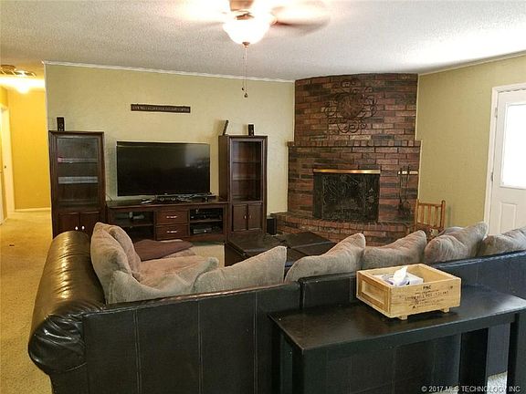 4th image of 2619 E Knoxville St