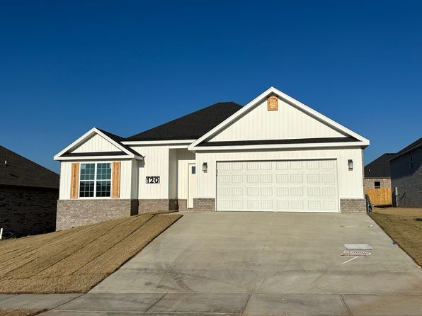 120 N Eagle Mountain St