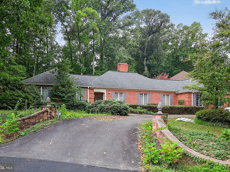 Cabin Rd — Photo 15