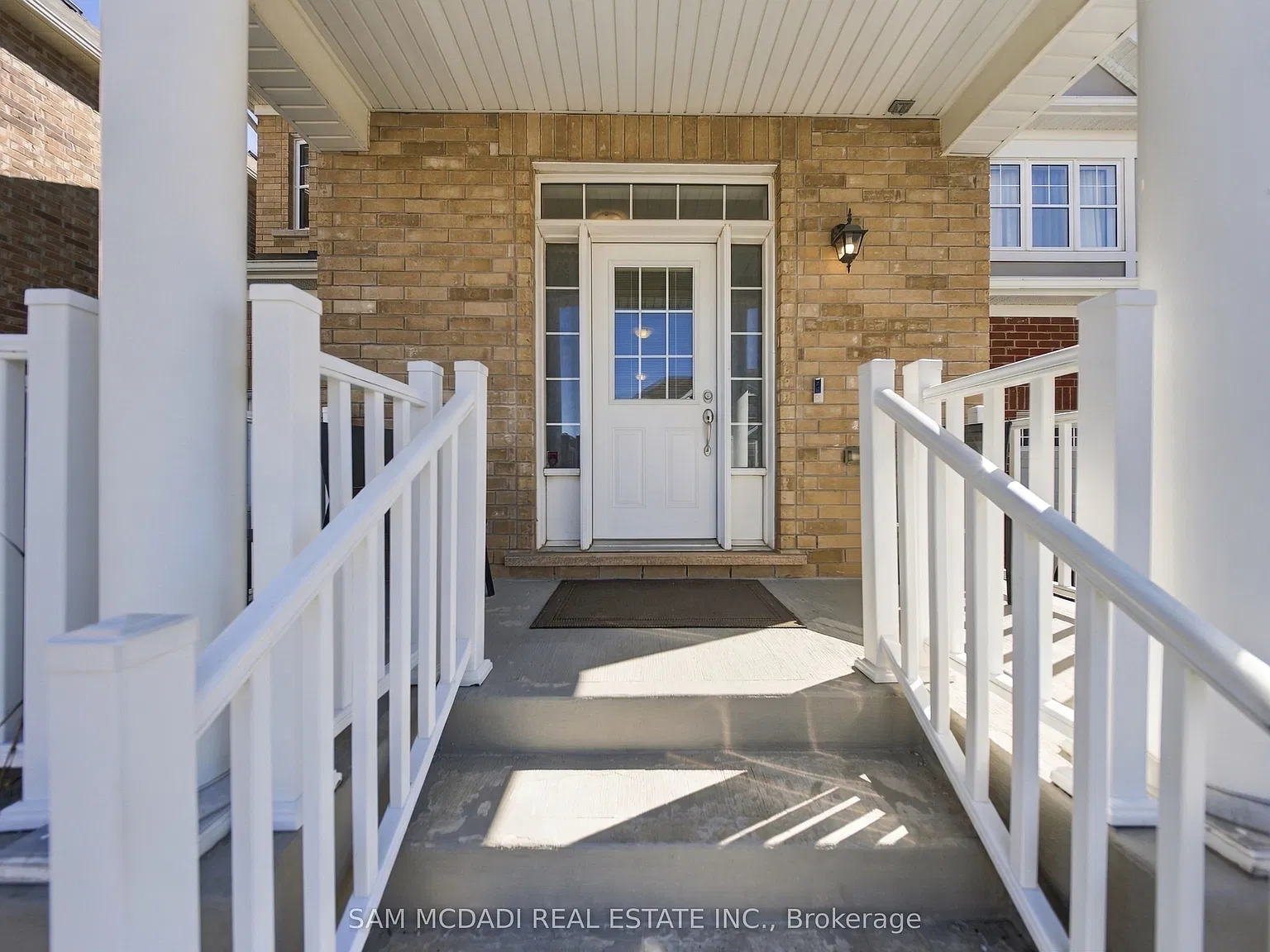 4 bed, $3,800 — Photo 2