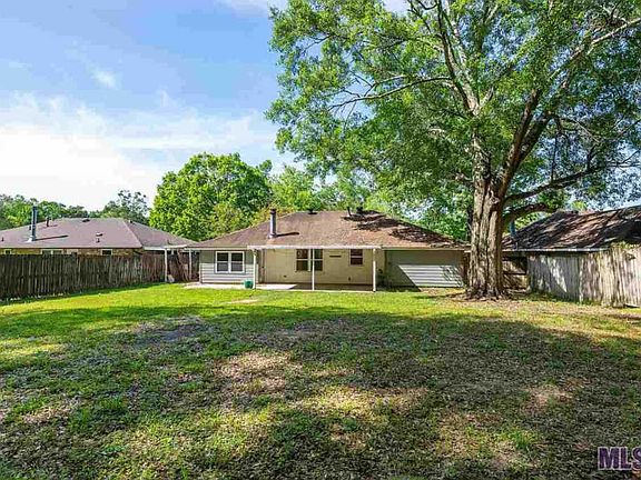 2nd image of 15422 Treasurer Ave