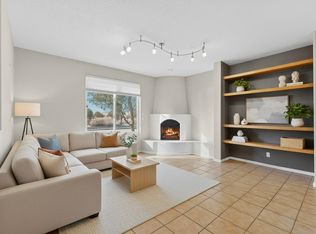 1 Periwinkle Pl, Santa Fe, NM 87508