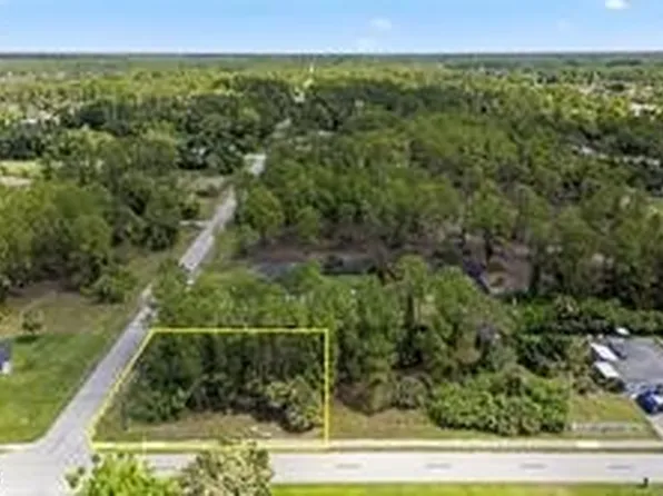 LOT 2001CORNER E 6th St, Lehigh Acres, FL 33936