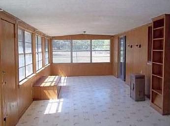 4th image of 2404 Avenue D