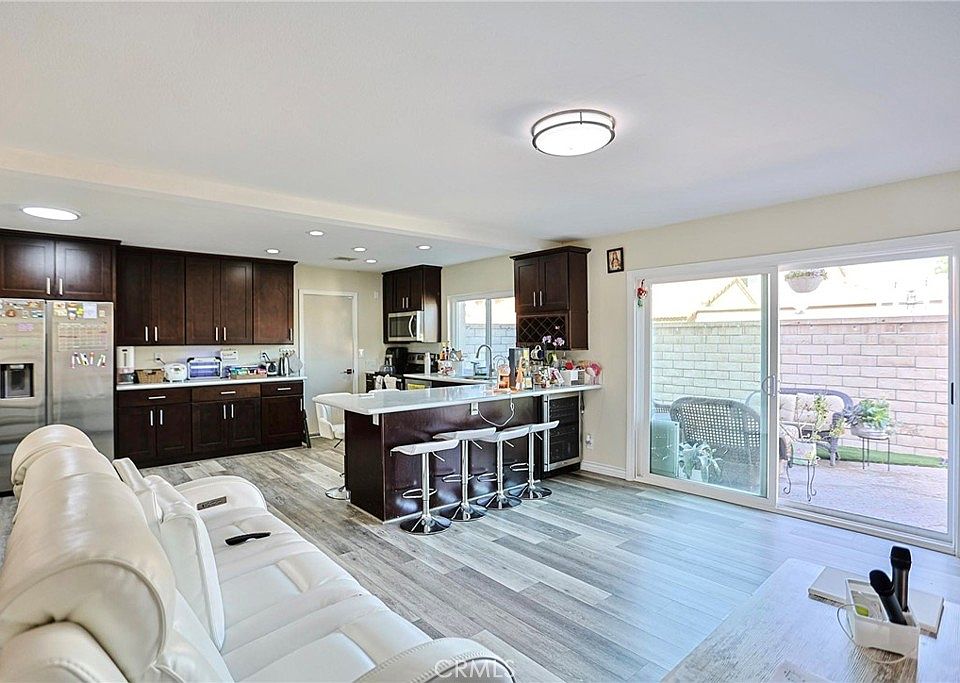 1st image of 10526 Carrotwood Way