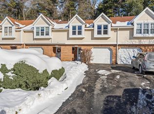 4059 Chaucer Place, Slingerlands, NY 12159