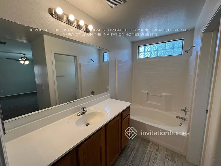 11310 N 161st Dr — Photo 17