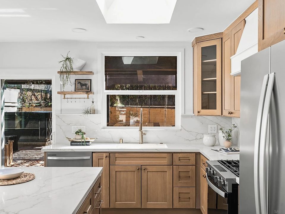 1st image of 5831 Vale Way