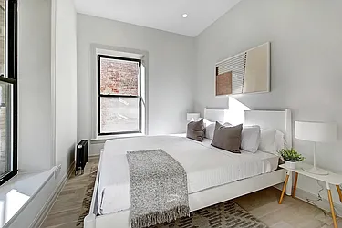 Rented by Bond New York