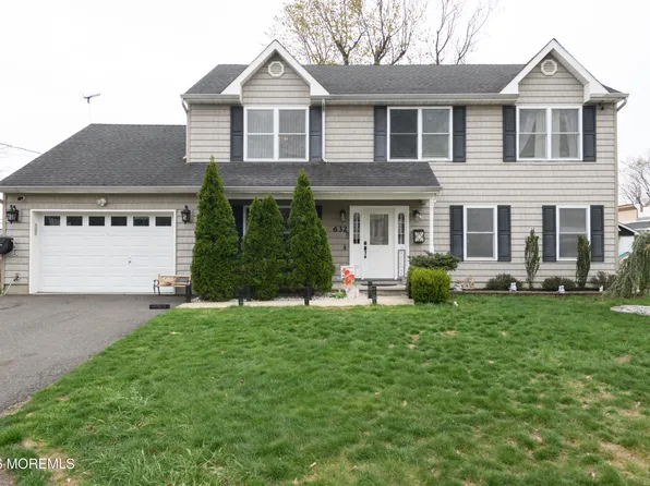 632 Washington Avenue, Union Beach, NJ 07735