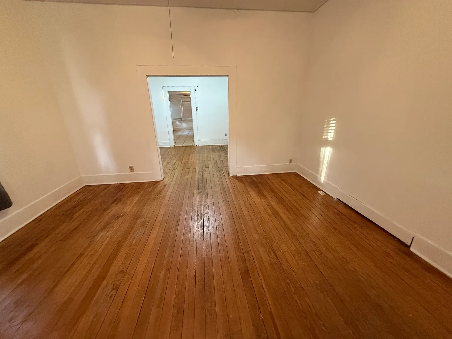 3 bed, 1108 sqft, $2,200 — Photo 4