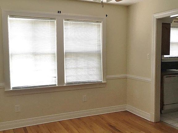 4th image of 2135 Winston Ave