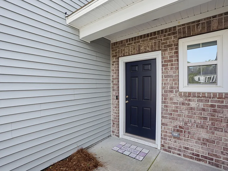 17 Crown Ct — Photo 4