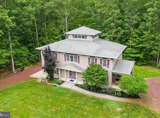 32 Stone Hill Rd, Cream Ridge, NJ 08514