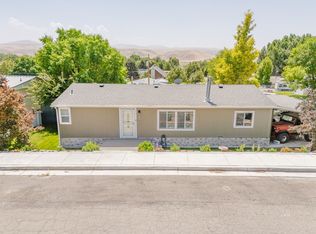 203 Peters St, Crescent Valley, NV 89822