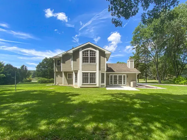 S13W31899 Glacier PASS, Delafield, WI 53018
