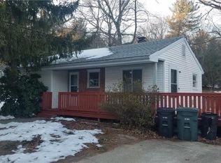 85 Angus St, Coventry, RI 02816