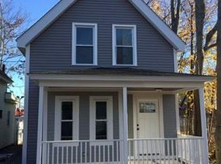 20 Clinton Ave, Lowell, MA 01854