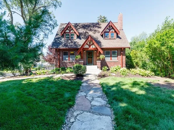 1728 41st St, Des Moines, IA 50310
