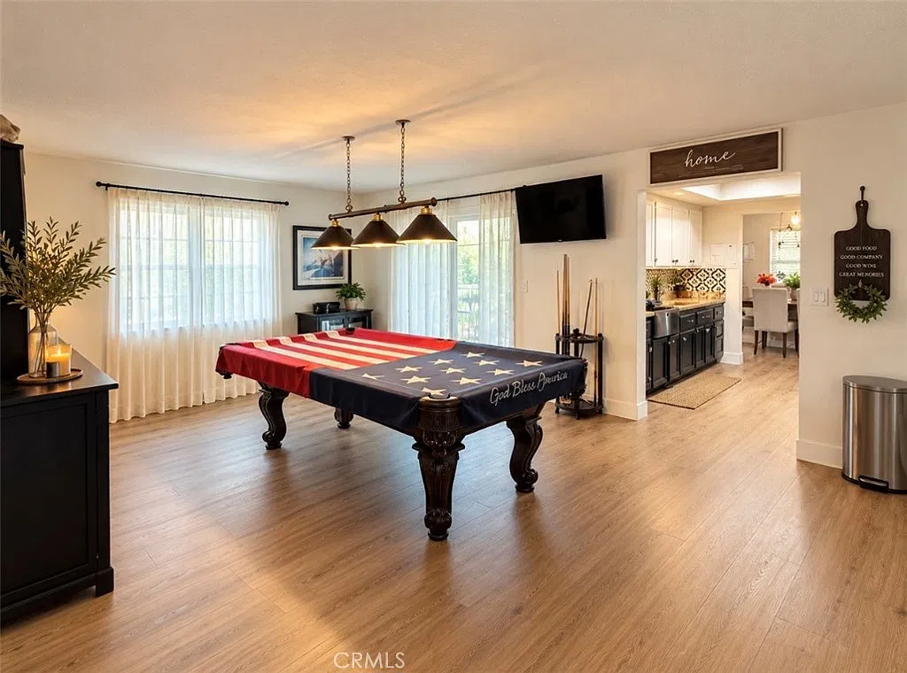 3 bed, 1745 sqft, $3,300 — Photo 4