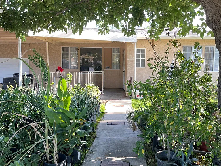 W Randall Ave — Photo 19