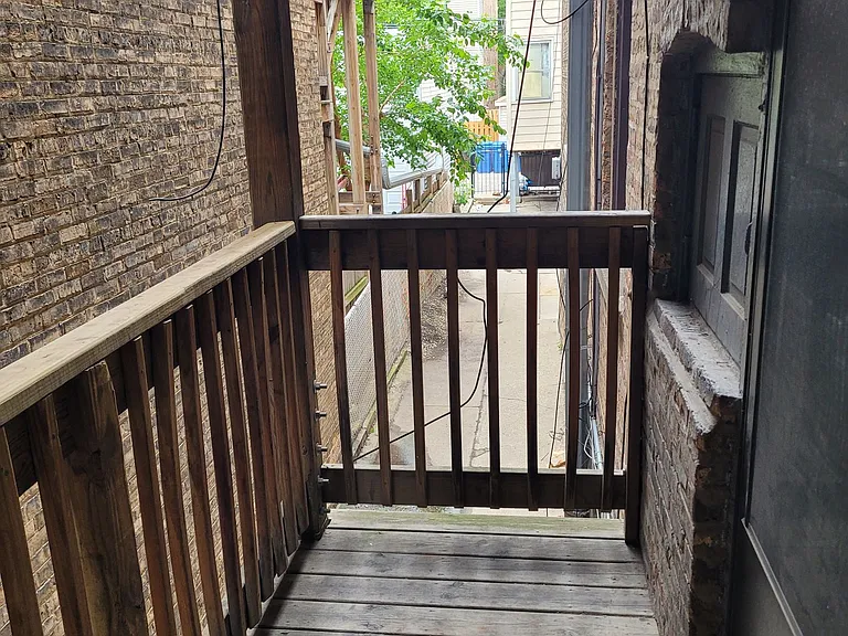 3816 N Kedzie Ave #3W — Photo 6