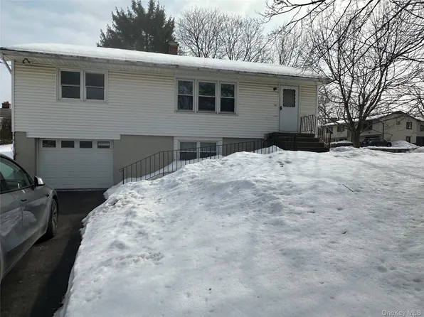 77 Melrose Avenue, New Windsor, NY 12553
