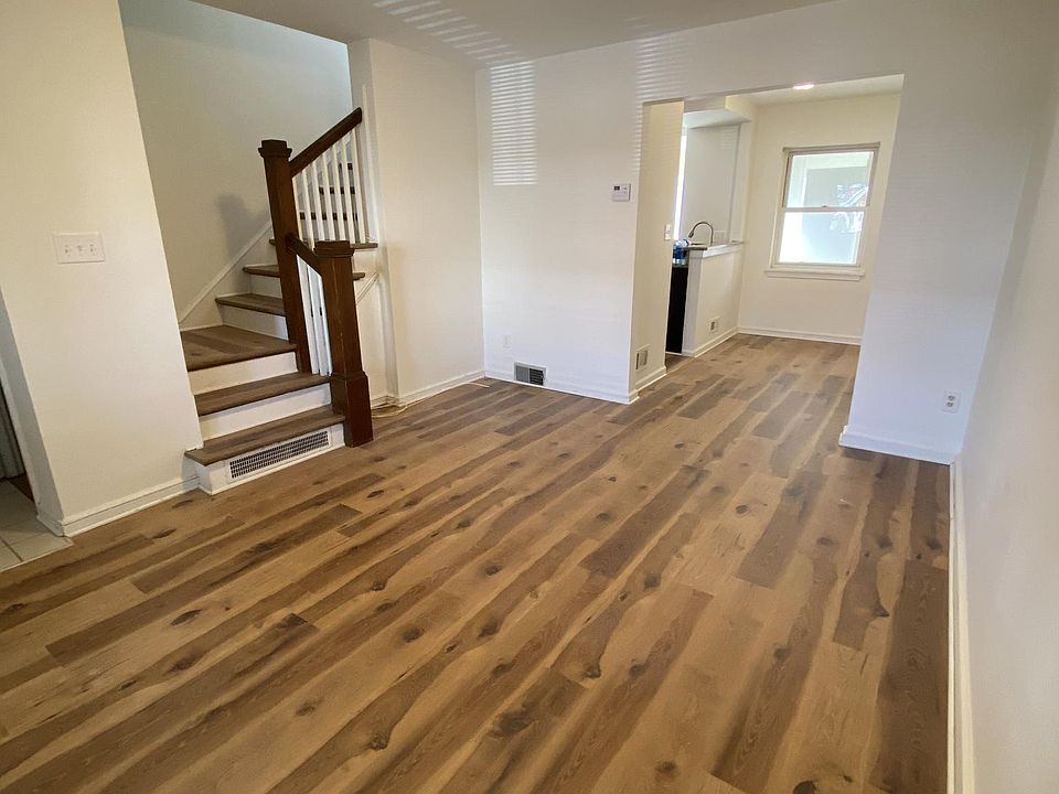 Living room & dinning room