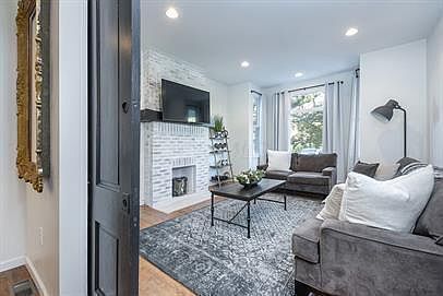 5th image of 664 S Champion Ave