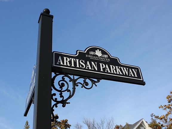 4th image of 834 Artisan Pkwy