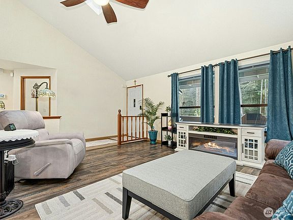 5th image of 777 SE Lakeway Boulevard