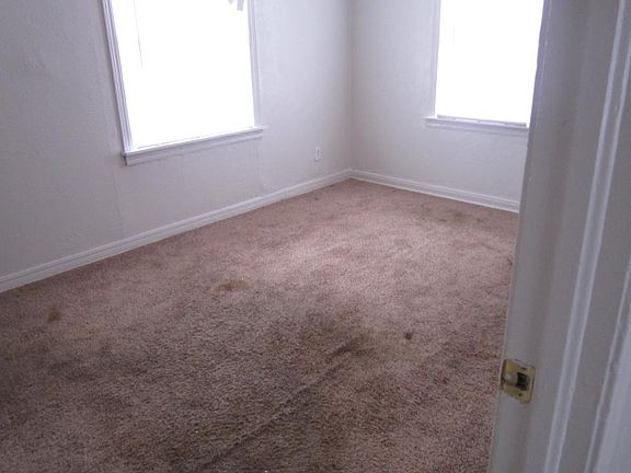 5th image of 313 E 12th St