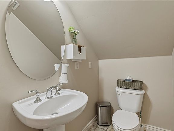 4th image of 553 E Forest Ridge Dr
