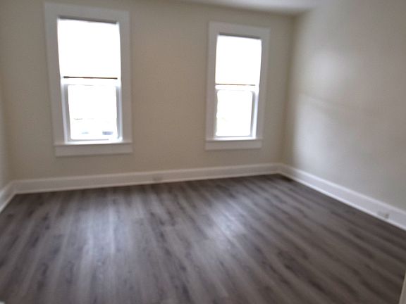 4th image of 3222 Salmon St