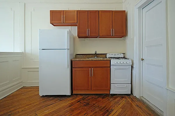 Rented by CG Realty | media 20