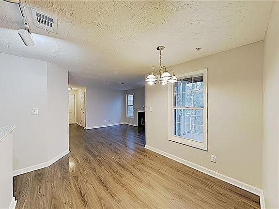 3rd image of 2122 River Heights Walk SE