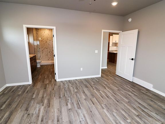 3rd image of 728 1st Ave