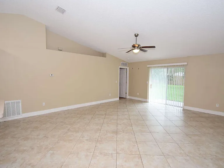 9 Reindeer Ln — Photo 12