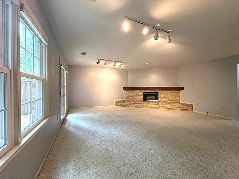 5127 Kenside Ct — Photo 40