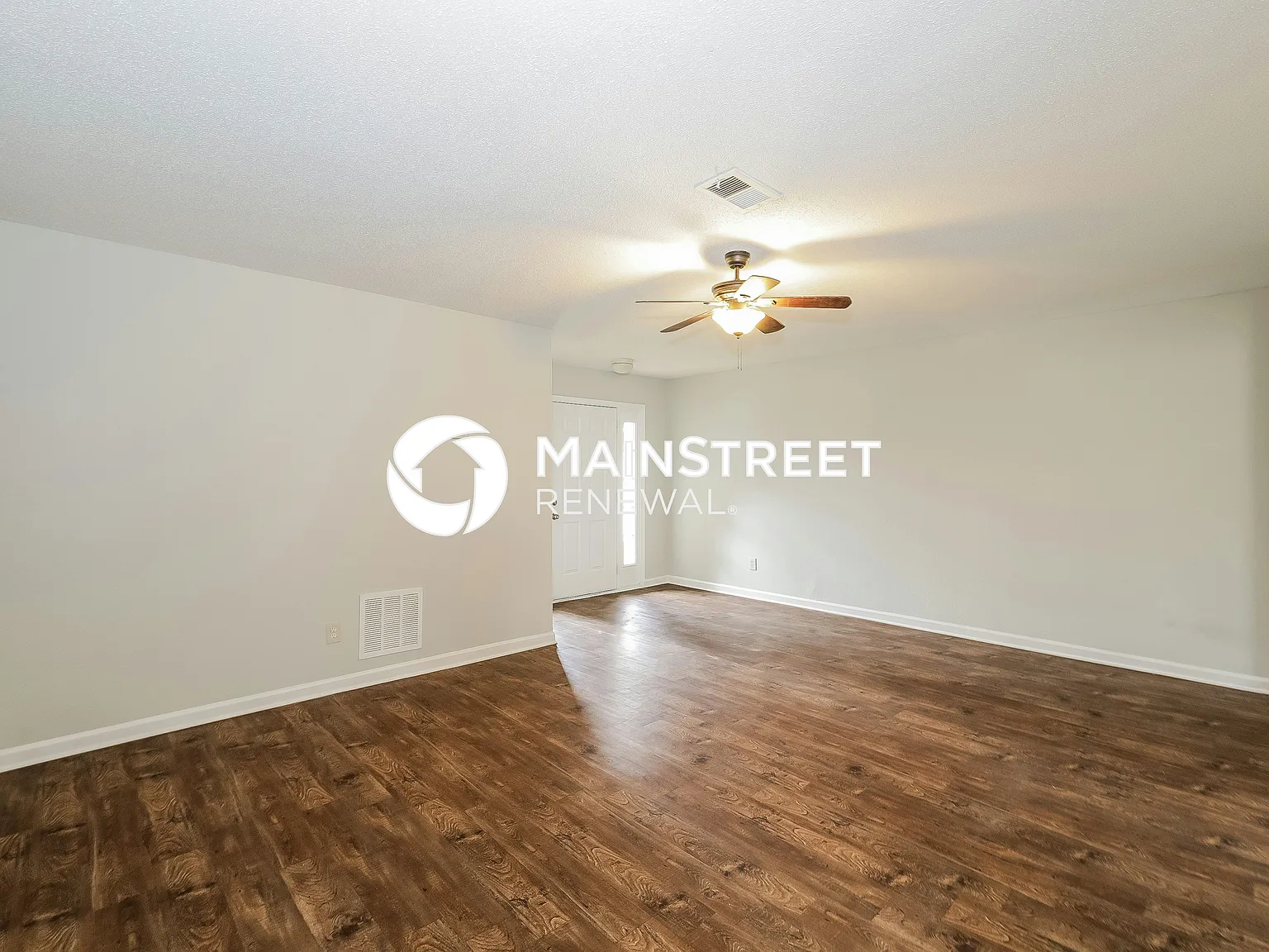 4674 Royal View — Photo 3