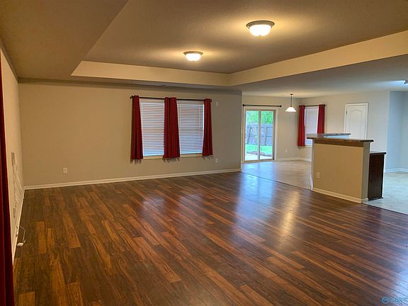 3rd image of 2479 Belltown Dr SW