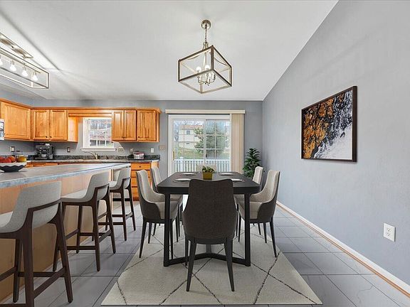 3rd image of 3382 Village Court Ln NE
