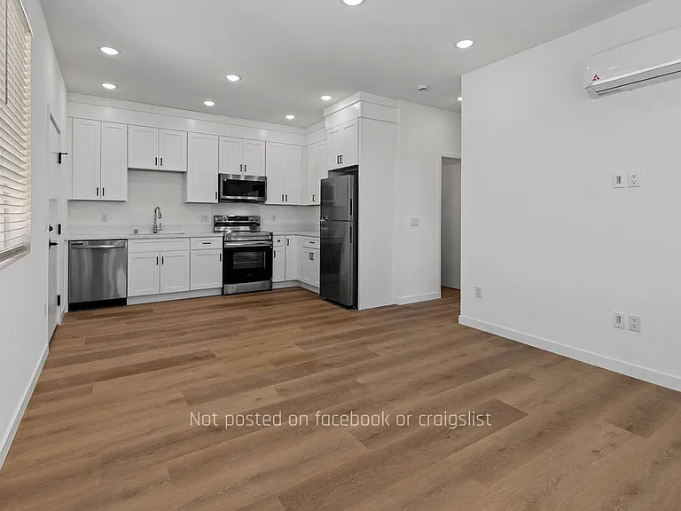 2818 Nye St — Photo 3