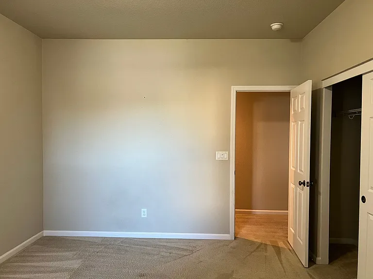 2338 Dunsley Cir — Photo 21