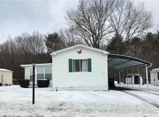 4 Cantaberry Ln, Coventry, RI 02816