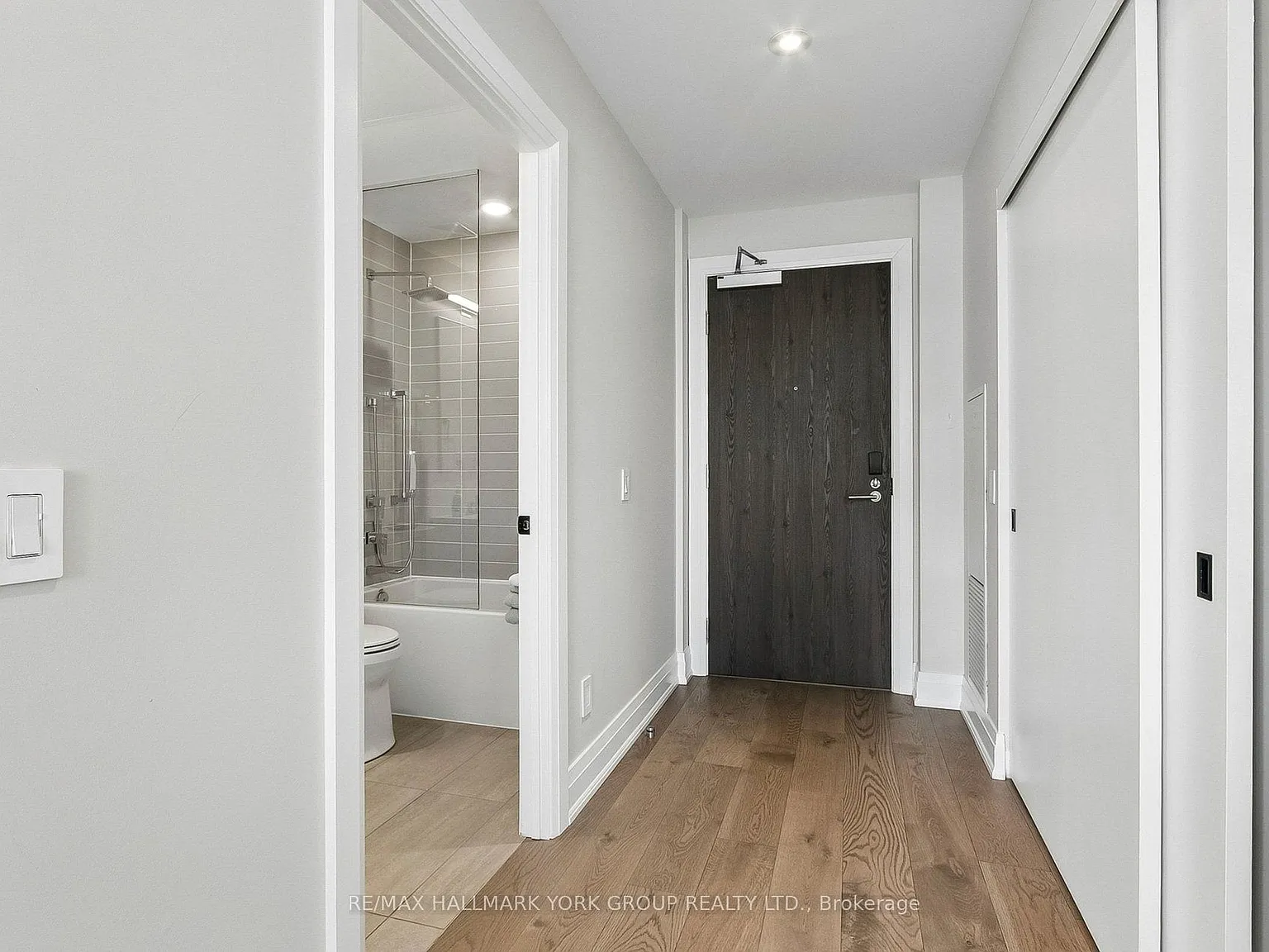 2 bed, $4,000 — Photo 3