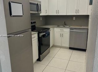 17530 NW 68th Ave APT C2004, Hialeah, FL 33015