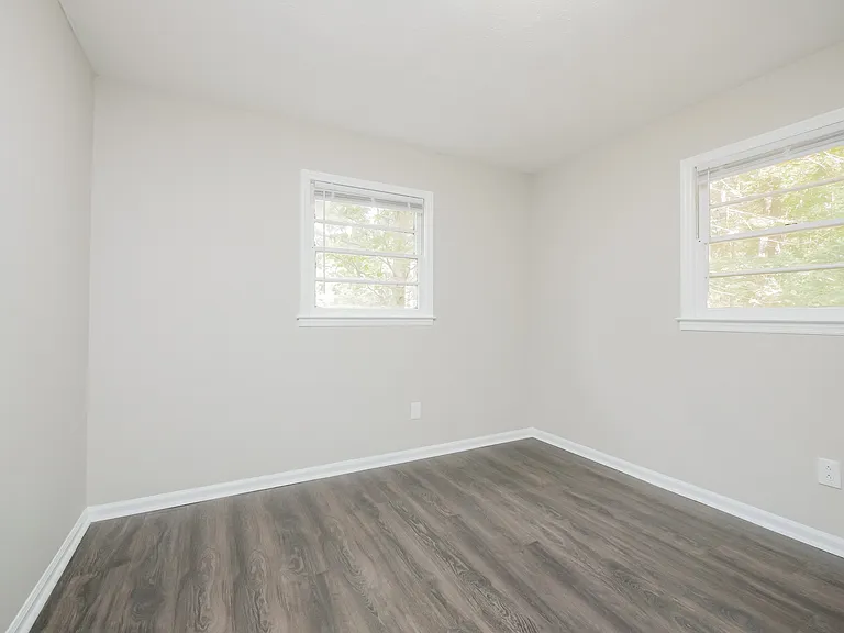 135 Wildwood Dr — Photo 28